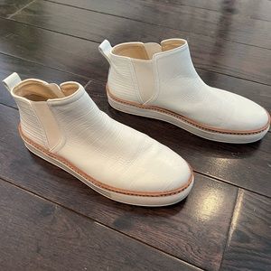 Zara white booties